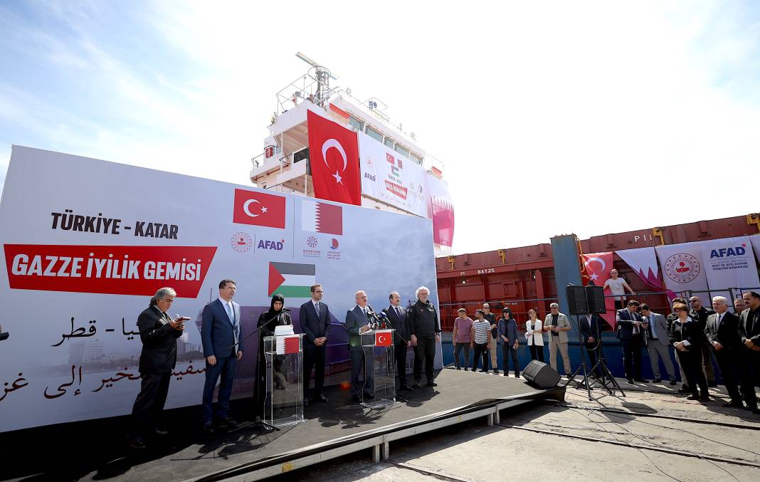 ‘Türkiye-Katar Gazze İyilik Gemisi’ Mersin'den uğurlandı 6